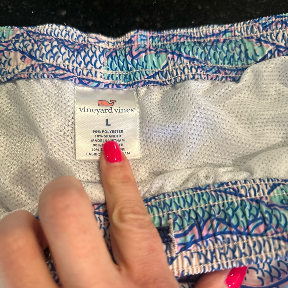 Colorful Fish Pattern Shorts - Picture 2 of 5